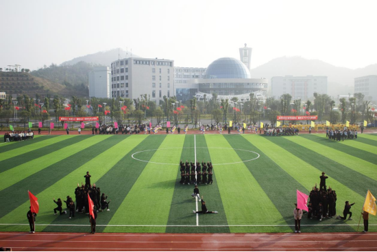 光速体育安全通道图片