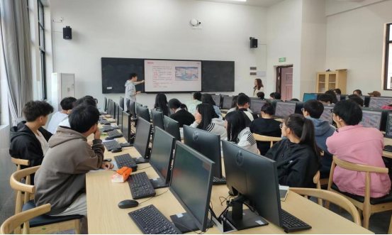 光速体育APP下载图片